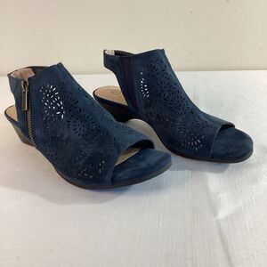 Bella-Vita Navy Blue Suede Leather Side Zip Sandal Size 6W